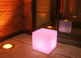 Cube Outdoor LED Tisch